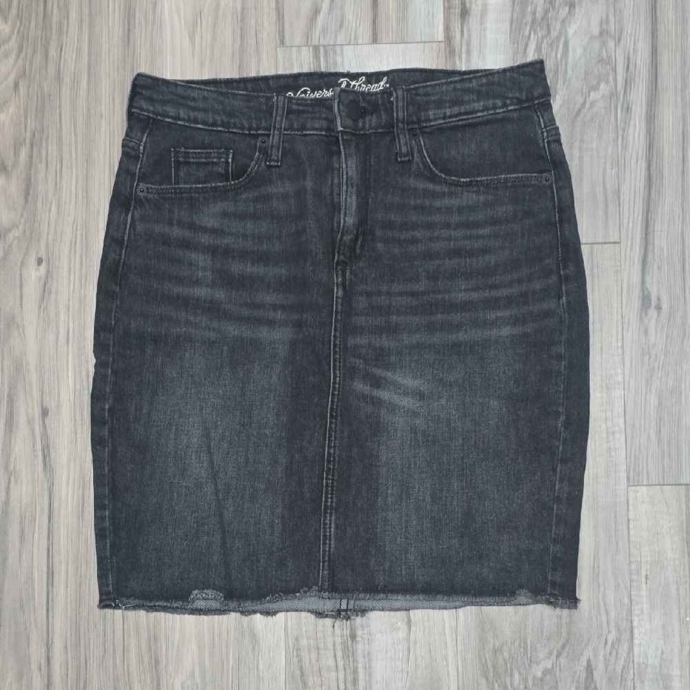 Black Denim Skirt - Size 6 - Stretch